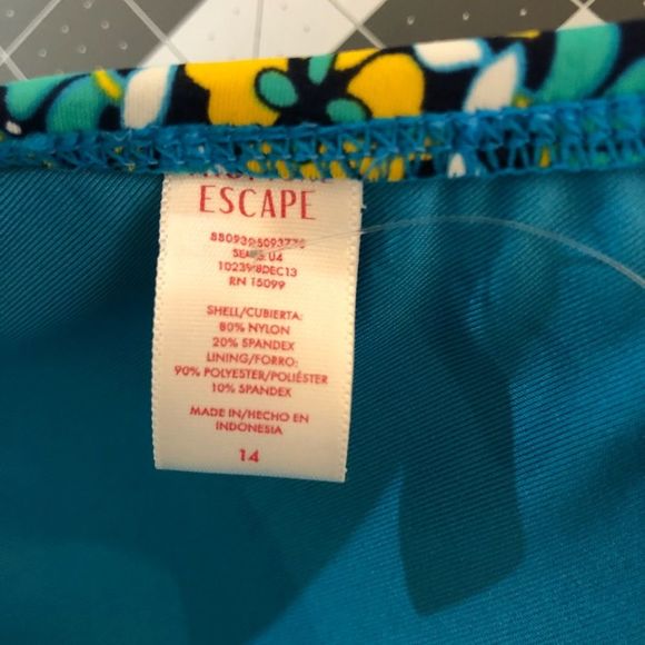 NWT Tropical Escape Swimsuit Top.Floral Print Blue Green Multicolor Yellow SZ 14 - Picture 5 of 7